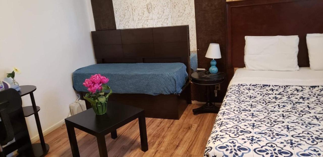 The Yellow Penthouse Llc Las Vegas Ngoại thất bức ảnh